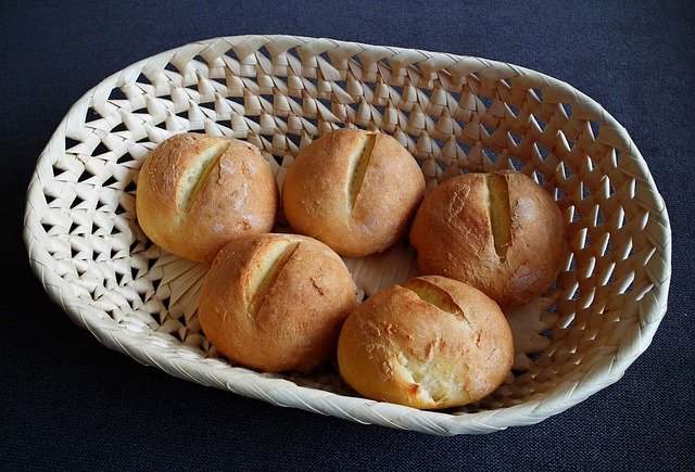 a list of tips about the trouble of yeast infections