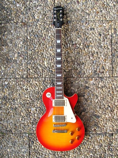 guitars and how to learn to play one well