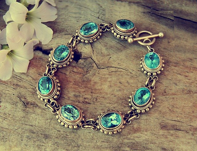 these jewelry tips and tricks are the best around